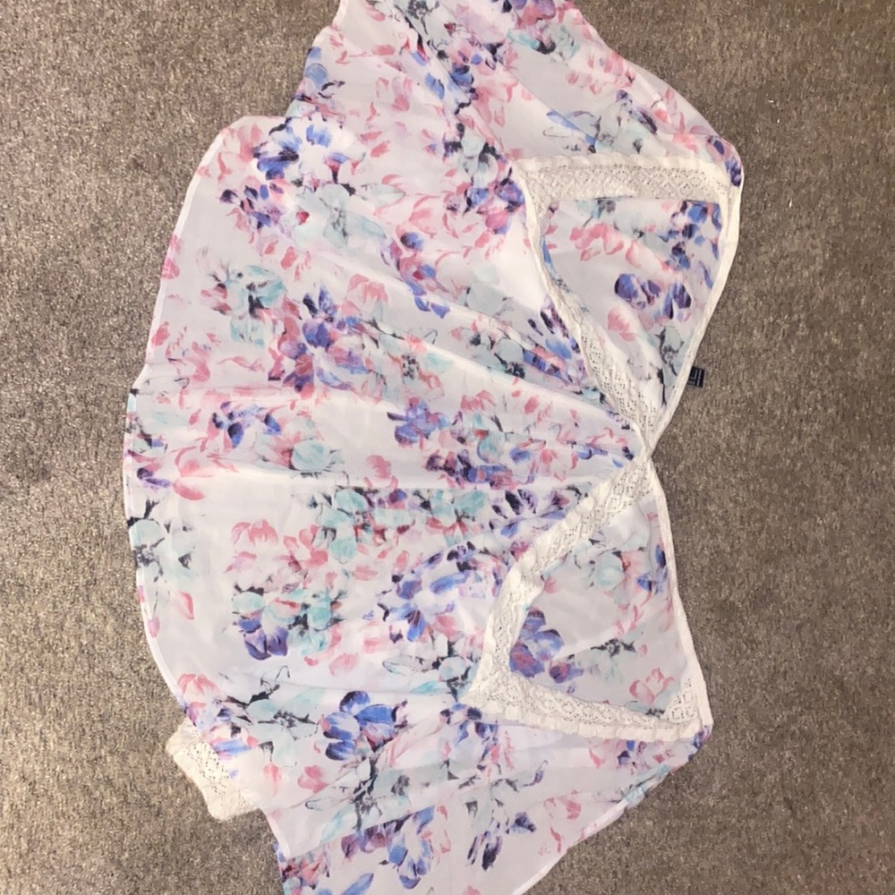 Floral Cardigan with lace